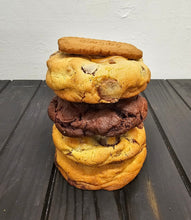 Load image into Gallery viewer, Mixed NYC Cookies
